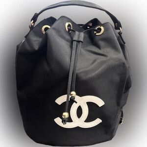 New CHANEL Beaute Makeup 🔥Black White Gold CC Drawstring Backpack Shoulder Bag